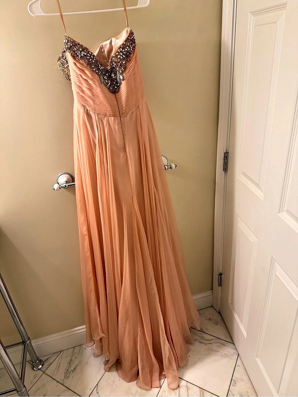 Jovani Beaded Pleated Maxi Dress in Pink Size 4 Like New - Picture 3 of 6